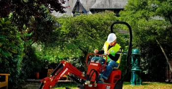 miniescavatore-yanmar-SV08-1C (11)